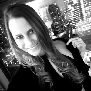 Meet your Posher, Ana